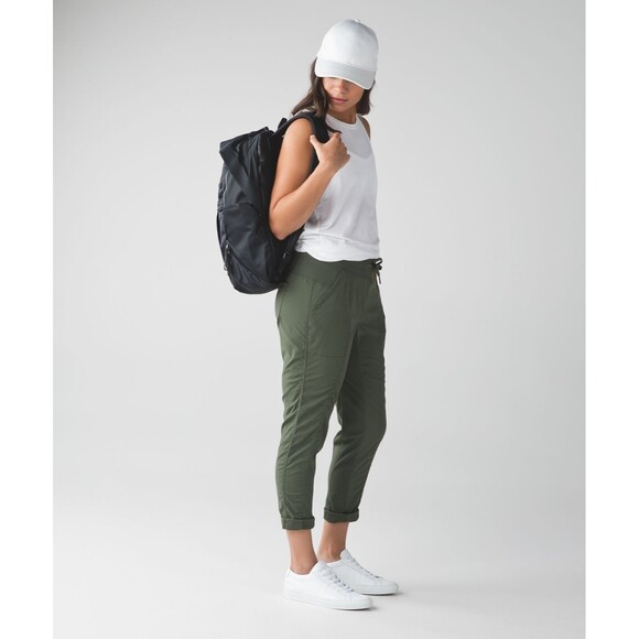 Lululemon Street To Studio Pant II *Unlined 28” Fatigue Green Size 6 W5J84S - Picture 1 of 11